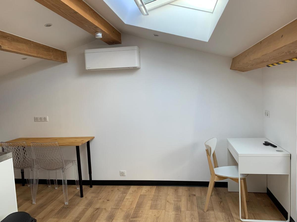 L Isle Jourdain Appartement Entier Recent Et Tout Equipe Proximite Du Centre Л'Иль-Журден Экстерьер фото
